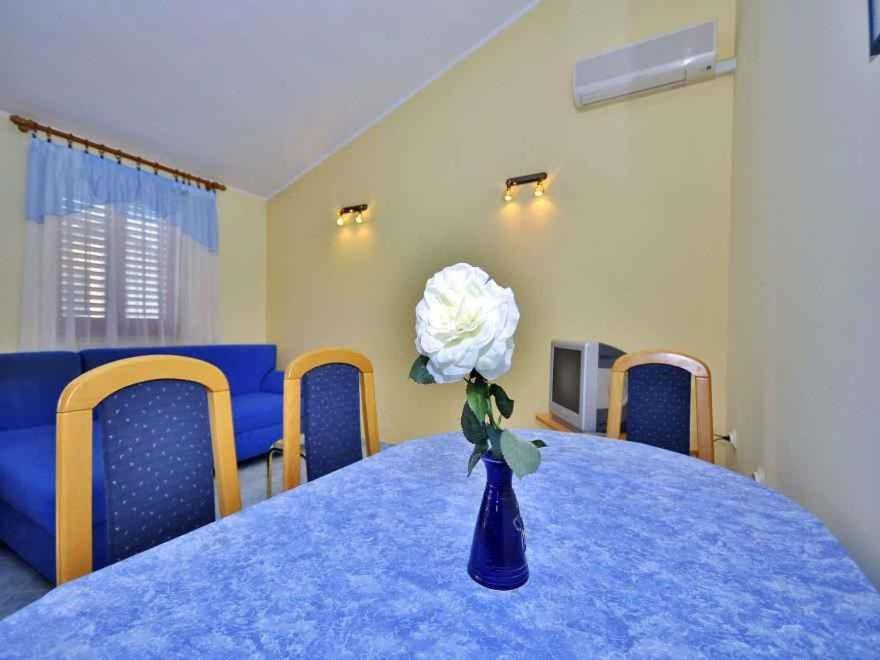 Apartment In Pula/Istrien 17385 Apartment *